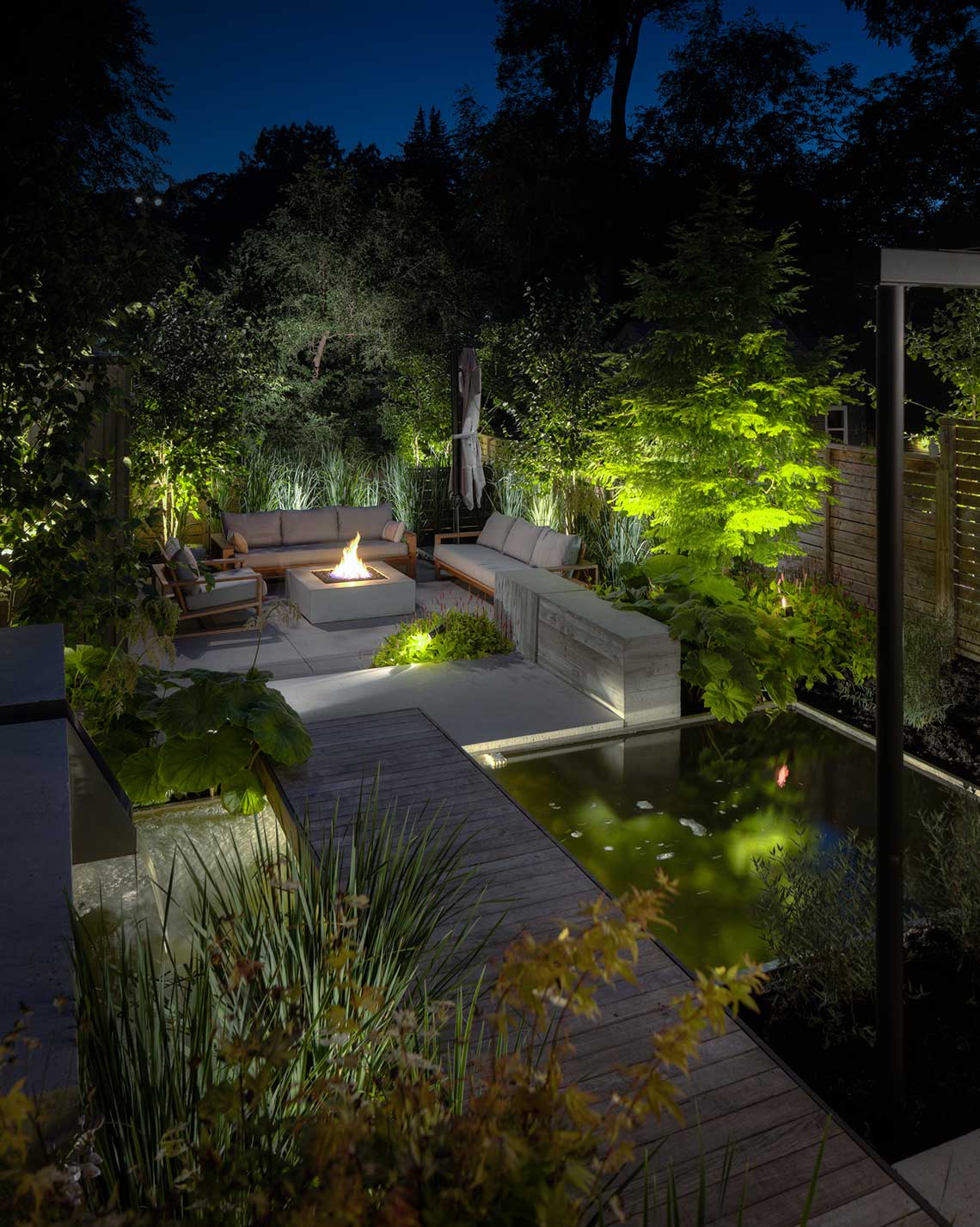 ELEVATING OUTDOOR SPACES THROUGH TIMELESS LIGHTING DESIGN